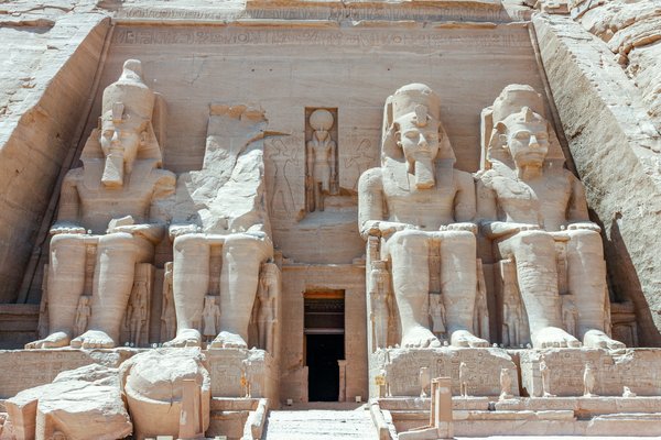 Comment organiser une visite des temples anciens en Égypte?