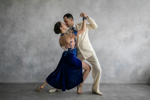 Comment découvrir les traditions de la danse tango en Argentine?